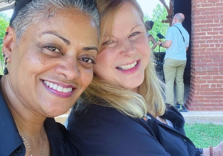 01 Carolyn Anderson And Elaine Bishoff Small